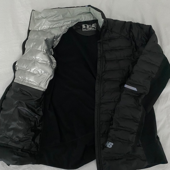 New Balance Heat Tech Running Jacket - Picture 1 of 3